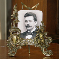 Herrel property 0084 artifact gold victorian frame enh Edie's.jpg image/jpeg thumbnail